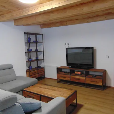 公寓式酒店 U Medvedu Krkonose 3*