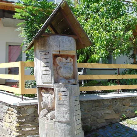 公寓式酒店 U Medvedu Krkonose 3*